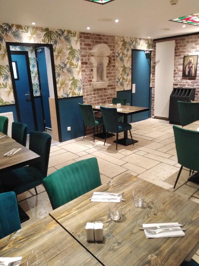 Les Remparts Hotel La Madelaine-sous-Montreuil Eksteriør billede