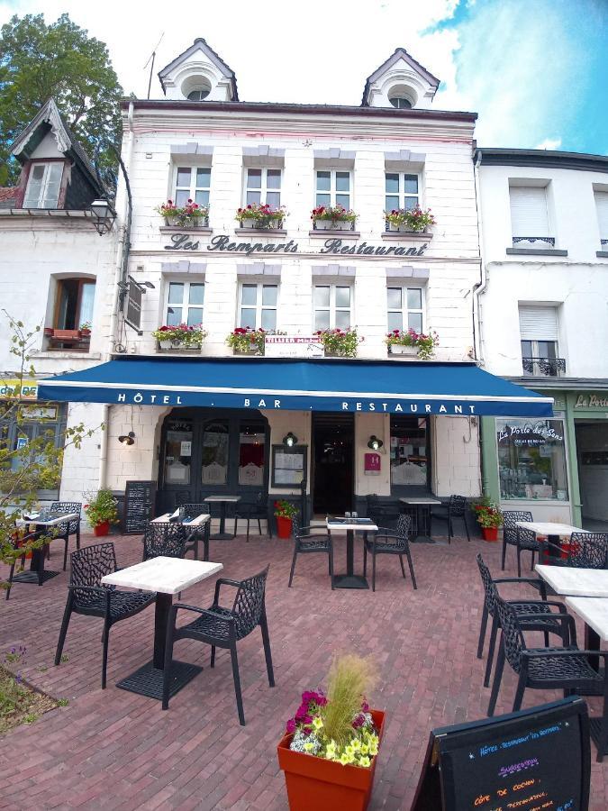 Les Remparts Hotel La Madelaine-sous-Montreuil Eksteriør billede